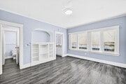 Photo - 1643 Locust Ave Unit 03