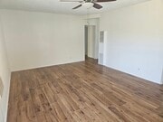 Photo - 935-937 W. 17th St. Unit 937