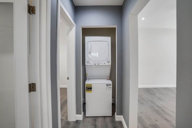 Photo - 544 Evergreen St Unit 10