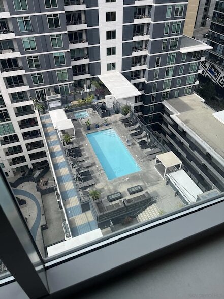 Photo - 425 W Beech St Unit 1556