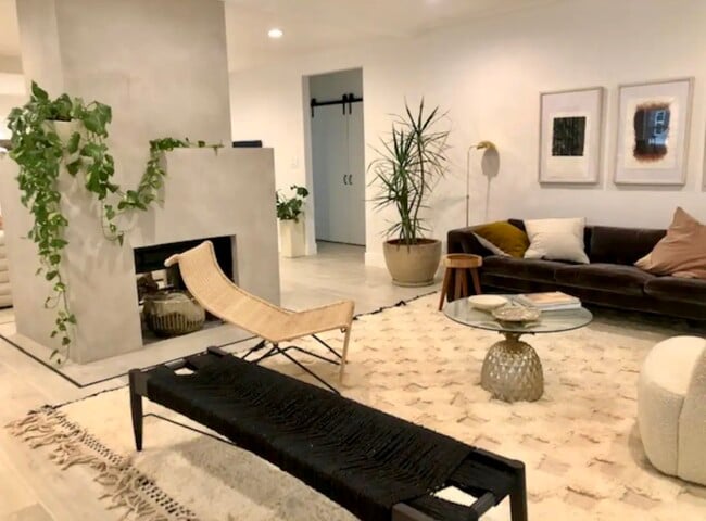 Photo - 11516 La Maida St