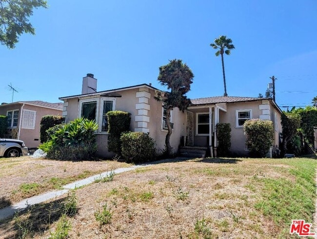 Building Photo - 1829 S Fairfax Ave Rental