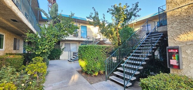 Photo - 14075 Foothill Blvd