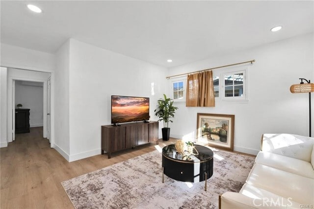 Building Photo - 1002 Hope St