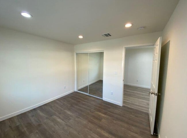 Photo - 10713 Irma Ave