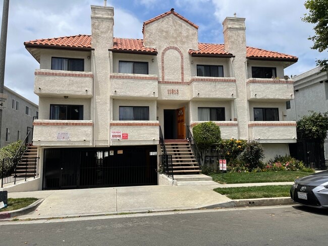 Photo - 11913 Avon Way