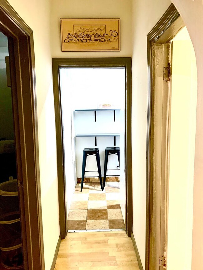 Photo - 2816 Ellendale Pl Unit 5