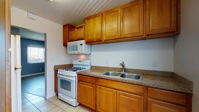 Photo - 1440 Lincoln Ave Apartments Unit 25