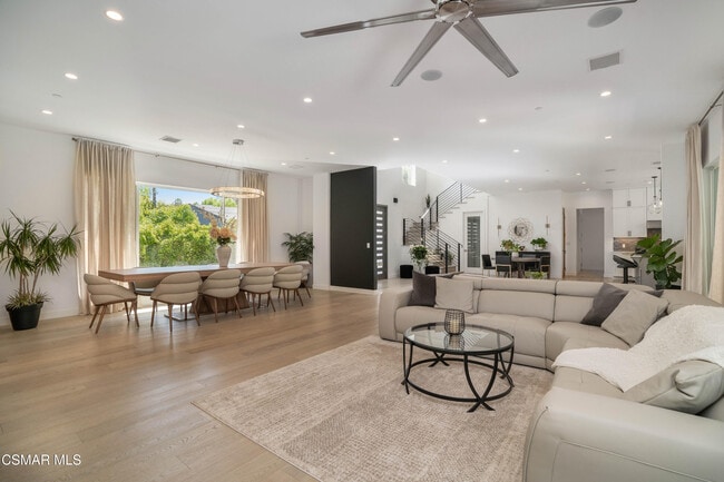 Photo - 19067 Sprague St