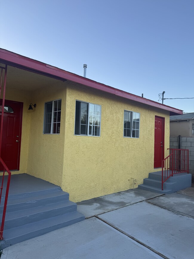 Photo - 225 1/2 N Townsend Ave Unit 1