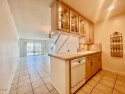 Photo - 328 E Surfside Dr