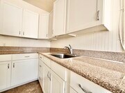 Photo - 439 N Van Ness Ave Apartment Unit 7A