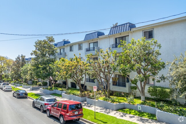 Building Alternate - The Alexio