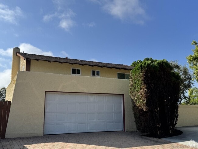 Building Photo - 3582 Governor Dr Rental