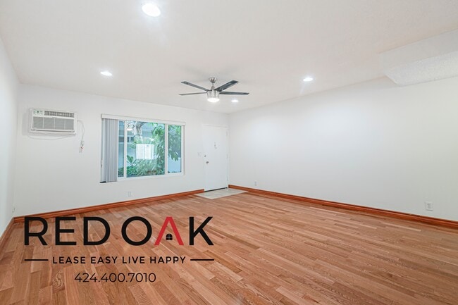Photo - 1835 Taft Ave Unit 3