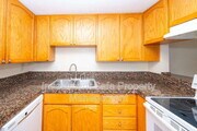 Photo - 1453 Melrose Ave Condo Unit #6