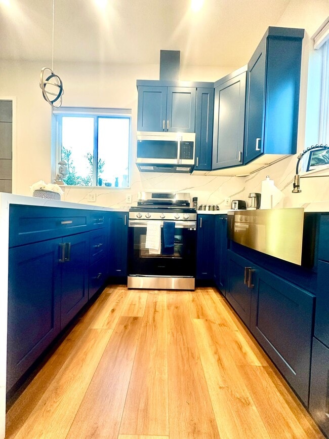 Photo - 22951 Valerio St