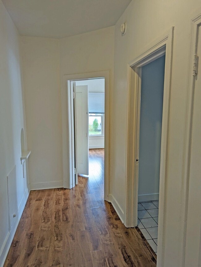 Photo - 1526 6th Ave Unit 4