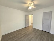 Photo - 5710 Vineland Ave