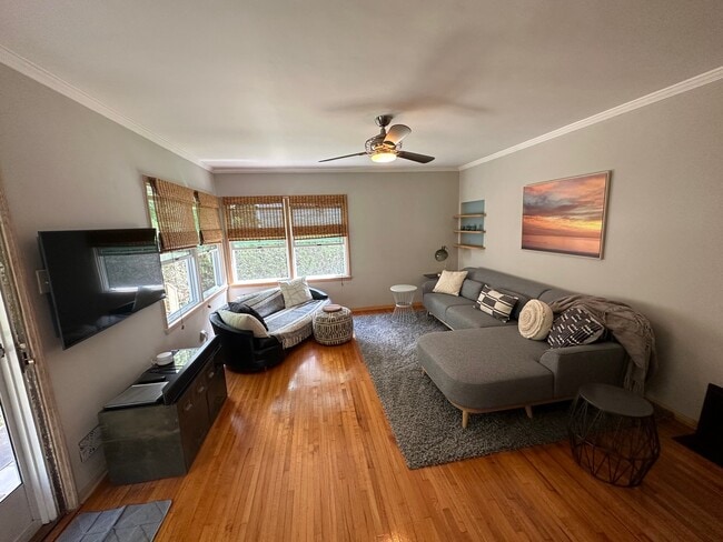 Building Photo - 1234 Franklin St Unit Frnt Rental