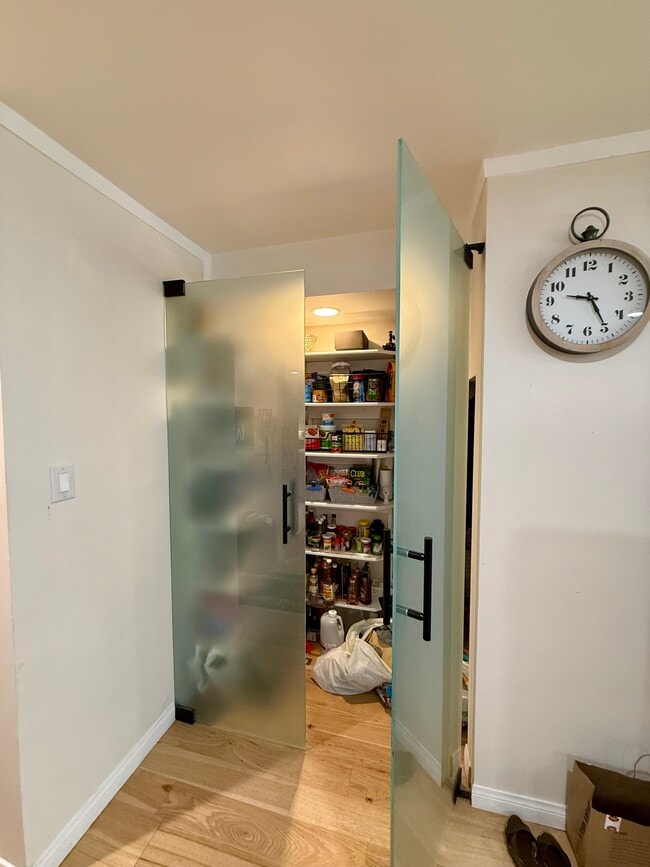 Pantry - 1247 E Wilson Ave Unit 14