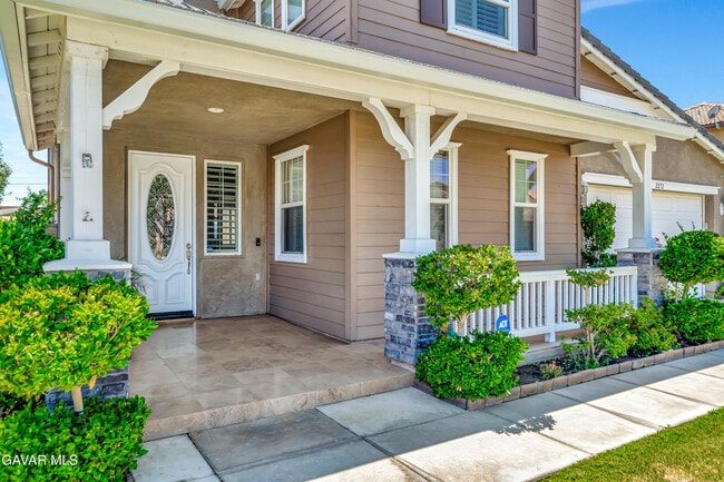 Photo - 2252 Cypress St