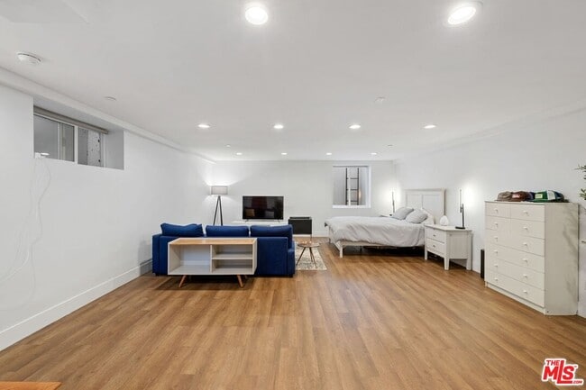 Photo - 4227 Ince Blvd Unit #B