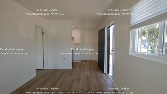 Photo - 3893 Superior St