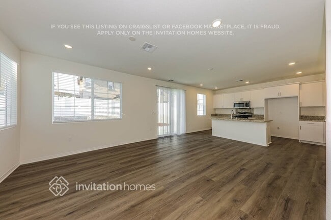 Photo - 2459 Gunner Ridge Way