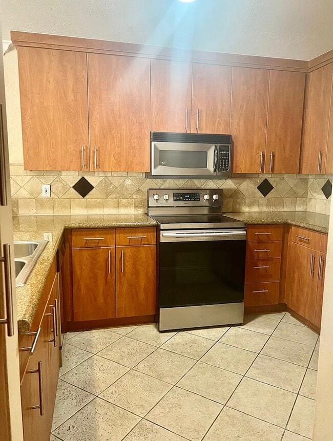Photo - 7003 Saranac St Unit 105