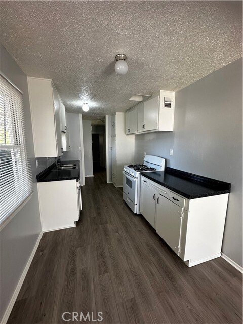 Photo - 6590 Piccadilly St House