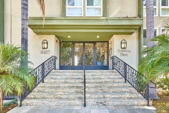 Photo - 4407 Francis Ave Unit 204