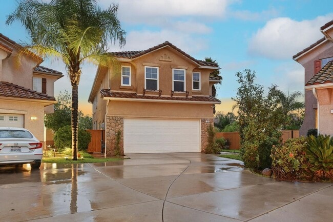 Photo - 125 Macademia Ln