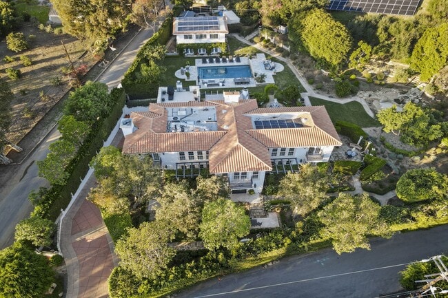 Photo - 23255 Mariposa De Oro St