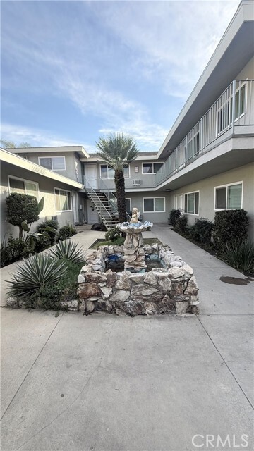 Building Photo - 601 Wisconsin St Unit M