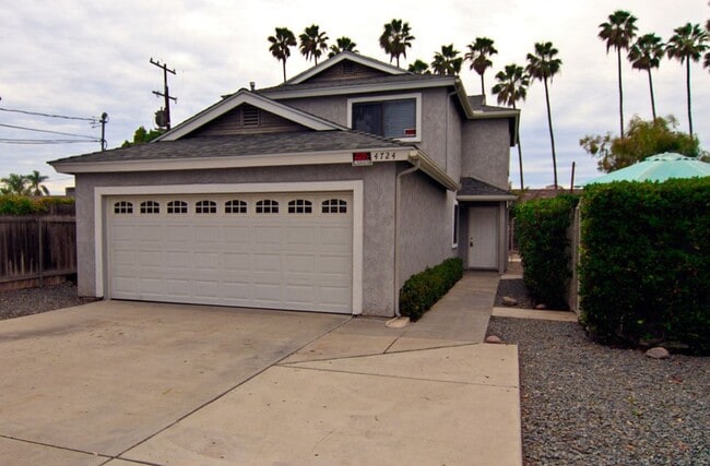 Building Photo - Beautiful 4BR/3 Full BA single family home with large yard