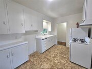 Photo - 305 E H St
