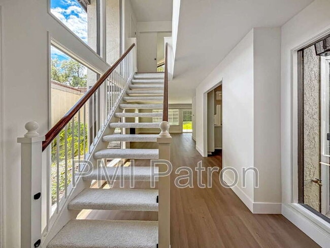 Photo - 21909 Huron Ln
