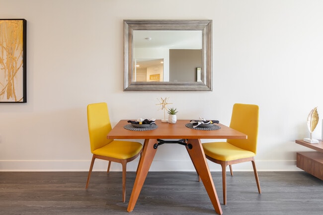 Photo - Island View Apartments