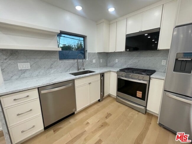 Photo - 245 Windward Ave