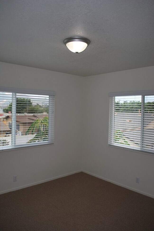 Photo - 822 Unit 274