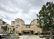 Photo - Beautiful, highly desirable end-unit in Co... Townhome