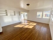 Photo - Midtown Ventura - Cottage Two bedroom, one bathroom