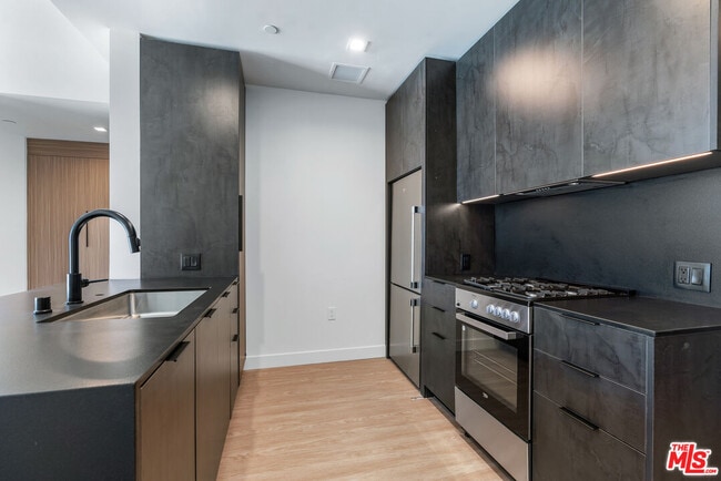 Photo - 3688 Overland Ave Unit PH21