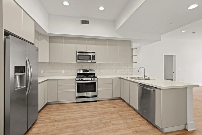 Photo - 5308 Sepulveda Blvd Unit PH8