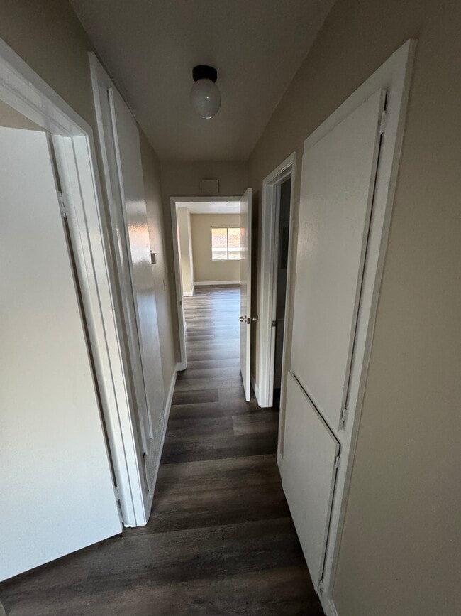 Photo - 2155 Canyon Dr Unit B