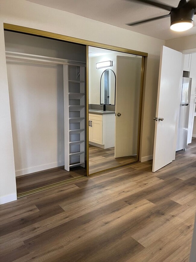 Photo - 4870 LongBranch Unit 4872-C