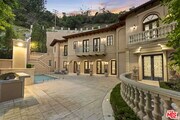 Photo - 1465 Robmar Dr