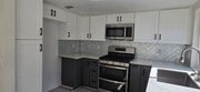 Photo - Beautifully Maintained & Convenient Townhome