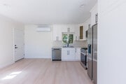 Photo - 130 S Harper Ave Apartments